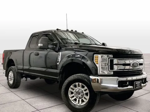 Photos of 2018 Ford F-250SD XLT for sale in Dillsburg, PA at Bob Ruth Ford Dillsburg