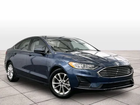 Photos of 2019 Ford Fusion SE for sale in Dillsburg, PA at Bob Ruth Ford Dillsburg