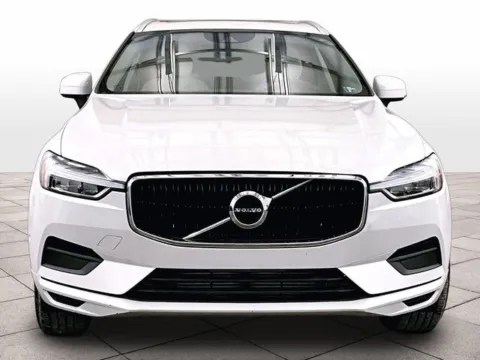 Another view of 2019 Volvo XC60 T5 Momentum for sale in Dillsburg, PA at Bob Ruth Ford Dillsburg