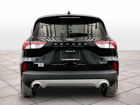 More photos of 2022 Ford Escape SE at Bob Ruth Ford Dillsburg, PA