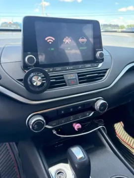 More photos of 2020 Nissan Altima 2.5 S at Bob Ruth Ford Dillsburg, PA