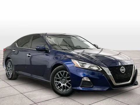 Another view of 2020 Nissan Altima 2.5 S for sale in Dillsburg, PA at Bob Ruth Ford Dillsburg