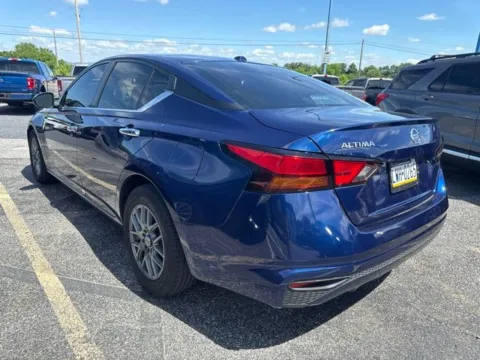 Another view of 2020 Nissan Altima 2.5 S for sale in Dillsburg, PA at Bob Ruth Ford Dillsburg