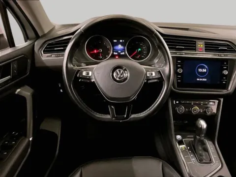 More photos of 2018 Volkswagen Tiguan 2.0T SEL at Bob Ruth Ford Dillsburg, PA