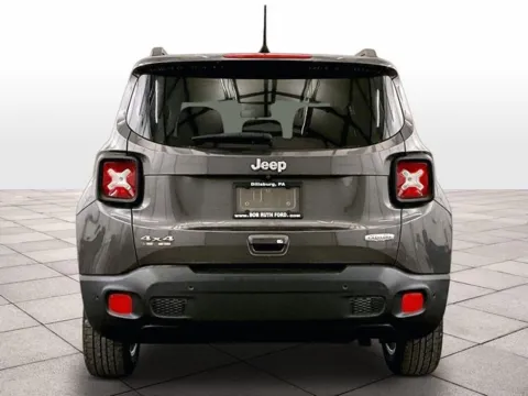 More photos of 2018 Jeep Renegade Latitude at Bob Ruth Ford Dillsburg, PA