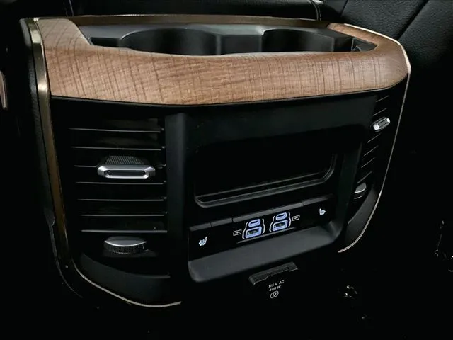 2024 RAM Ram 2500 Pickup Laramie Longhorn - Photo 32
