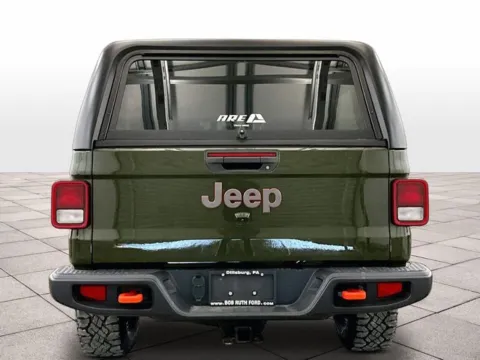 More photos of 2021 Jeep Gladiator Mojave at Bob Ruth Ford Dillsburg, PA