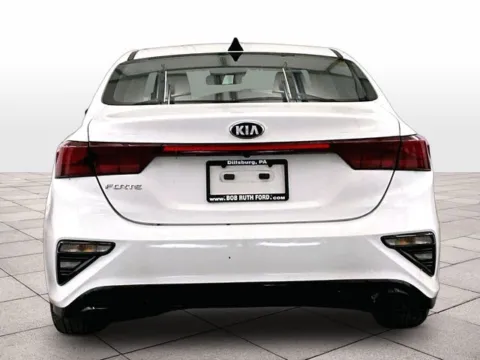 More photos of 2019 Kia Forte LXS at Bob Ruth Ford Dillsburg, PA