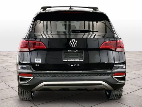 More photos of 2022 Volkswagen Taos 1.5T SE at Bob Ruth Ford Dillsburg, PA