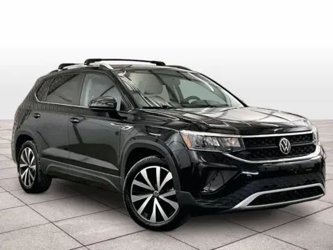 Photos of 2022 Volkswagen Taos 1.5T SE for sale in Dillsburg, PA at Bob Ruth Ford Dillsburg
