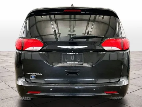 More photos of 2017 Chrysler Pacifica Touring at Bob Ruth Ford Dillsburg, PA