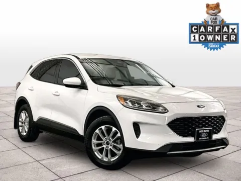 Photos of 2020 Ford Escape SE for sale in Dillsburg, PA at Bob Ruth Ford Dillsburg