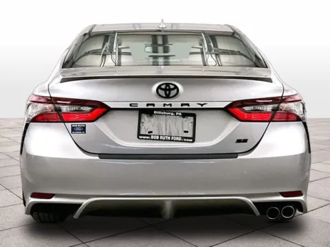 More photos of 2021 Toyota Camry SE at Bob Ruth Ford Dillsburg, PA