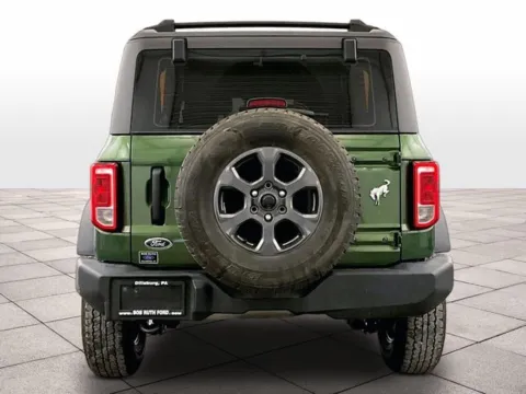More photos of 2022 Ford Bronco at Bob Ruth Ford Dillsburg, PA