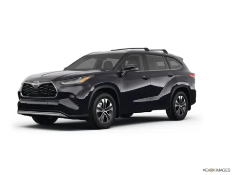 Black 2022 Toyota Highlander XLE for sale in Dillsburg, PA