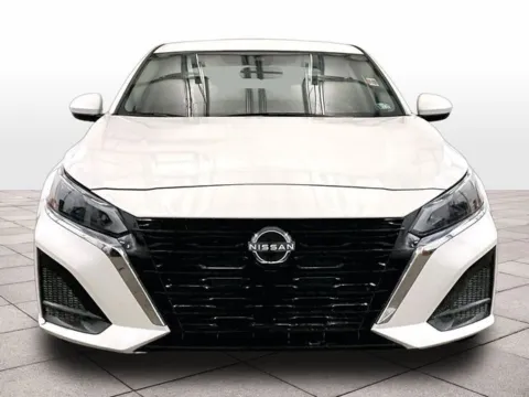 Another view of 2023 Nissan Altima 2.5 SV for sale in Dillsburg, PA at Bob Ruth Ford Dillsburg