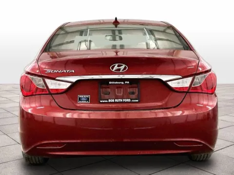 More photos of 2013 Hyundai Sonata GLS at Bob Ruth Ford Dillsburg, PA