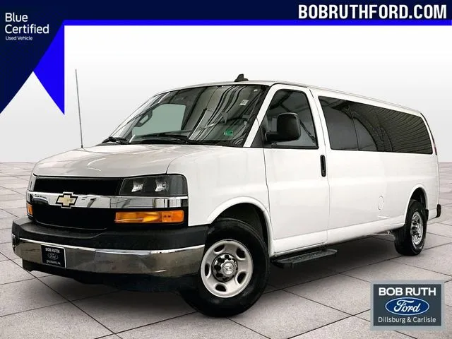 White 2017 Chevrolet Express 3500 LT for sale in Dillsburg, PA
