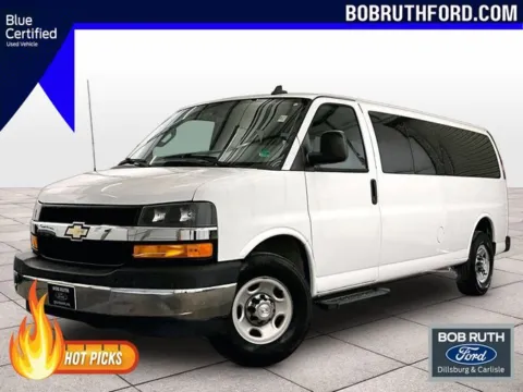 White 2017 Chevrolet Express 3500 LT for sale in Dillsburg, PA