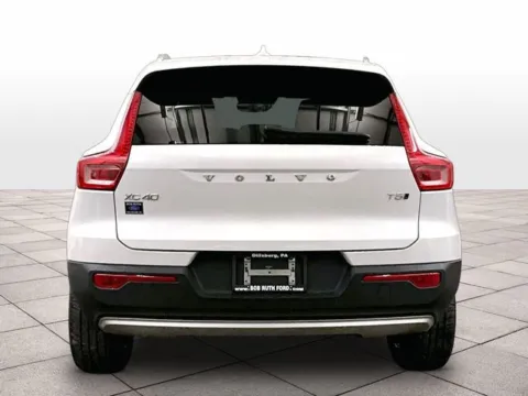 More photos of 2021 Volvo XC40 T5 Inscription at Bob Ruth Ford Dillsburg, PA