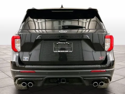 More photos of 2022 Ford Explorer ST at Bob Ruth Ford Dillsburg, PA
