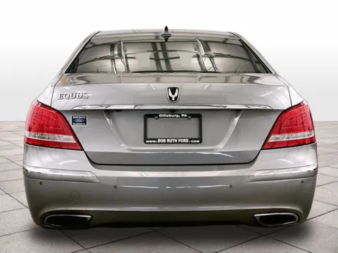 More photos of 2012 Hyundai Equus Signature at Bob Ruth Ford Dillsburg, PA