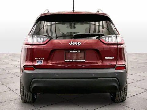 More photos of 2019 Jeep Cherokee Latitude Plus at Bob Ruth Ford Dillsburg, PA