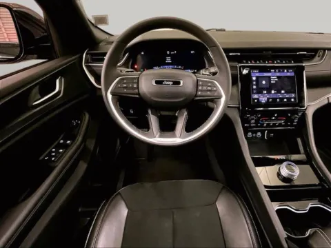 More photos of 2023 Jeep Grand Cherokee Altitude X at Bob Ruth Ford Dillsburg, PA