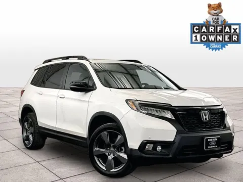 Photos of 2021 Honda Passport Touring for sale in Dillsburg, PA at Bob Ruth Ford Dillsburg