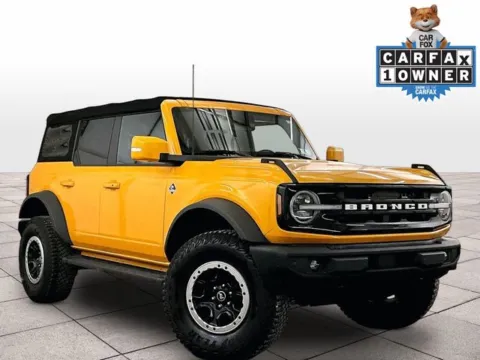 Photos of 2021 Ford Bronco Outer Banks for sale in Dillsburg, PA at Bob Ruth Ford Dillsburg
