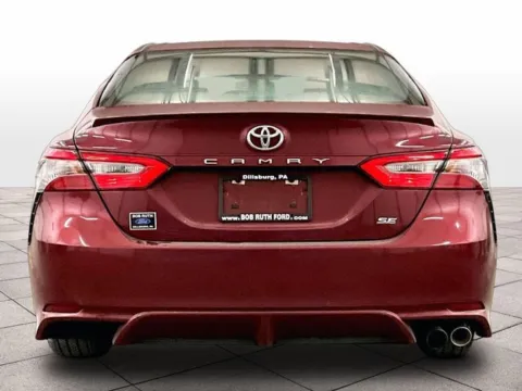 More photos of 2018 Toyota Camry SE at Bob Ruth Ford Dillsburg, PA