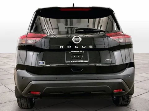 More photos of 2021 Nissan Rogue S at Bob Ruth Ford Dillsburg, PA