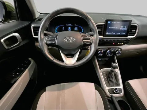 More photos of 2023 Hyundai Venue SEL at Bob Ruth Ford Dillsburg, PA