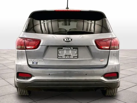 More photos of 2020 Kia Sorento LX at Bob Ruth Ford Dillsburg, PA