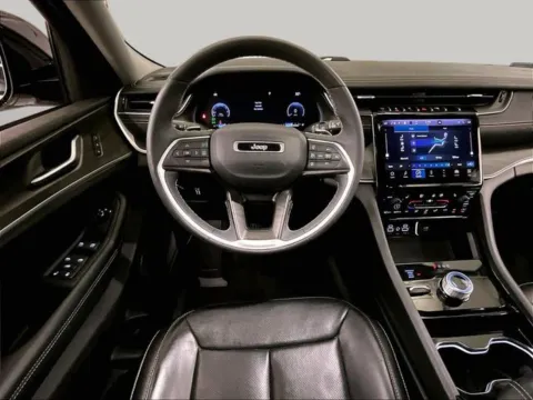 More photos of 2023 Jeep Grand Cherokee L Limited at Bob Ruth Ford Dillsburg, PA