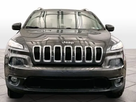 More photos of 2015 Jeep Cherokee Latitude at Bob Ruth Ford Dillsburg, PA