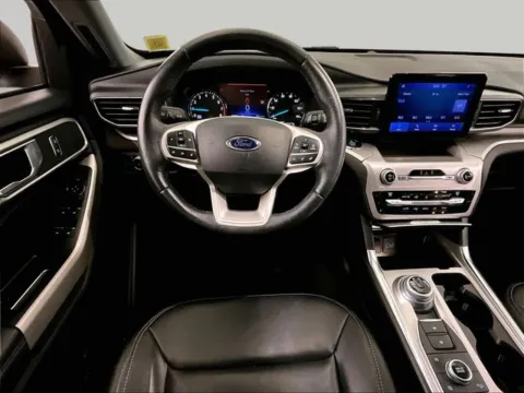 More photos of 2021 Ford Explorer XLT at Bob Ruth Ford Dillsburg, PA