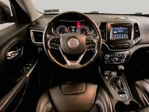 More photos of 2019 Jeep Cherokee Latitude Plus at Bob Ruth Ford Dillsburg, PA