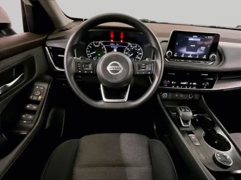 More photos of 2021 Nissan Rogue SV at Bob Ruth Ford Dillsburg, PA