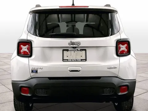 More photos of 2021 Jeep Renegade Latitude at Bob Ruth Ford Dillsburg, PA