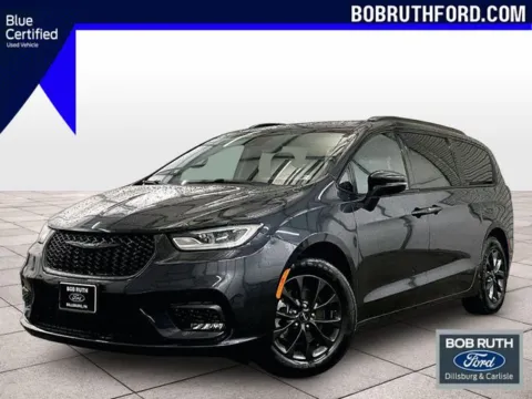 Unknown 2021 Chrysler Pacifica Touring for sale in Dillsburg, PA