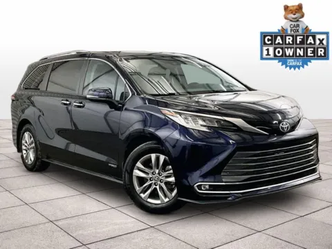 Photos of 2021 Toyota Sienna Limited for sale in Dillsburg, PA at Bob Ruth Ford Dillsburg