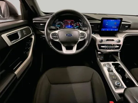 More photos of 2022 Ford Explorer XLT at Bob Ruth Ford Dillsburg, PA