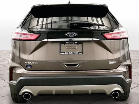 More photos of 2019 Ford Edge SEL at Bob Ruth Ford Dillsburg, PA