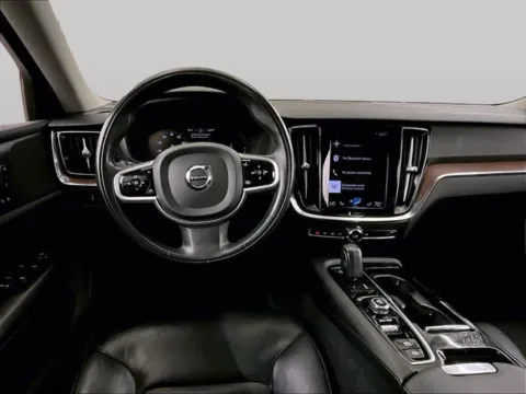 More photos of 2021 Volvo S60 Recharge Plug-In Hybrid T8 R-Design Expression at Bob Ruth Ford Dillsburg, PA