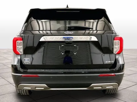 More photos of 2022 Ford Explorer XLT at Bob Ruth Ford Dillsburg, PA