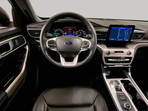 More photos of 2022 Ford Explorer XLT at Bob Ruth Ford Dillsburg, PA