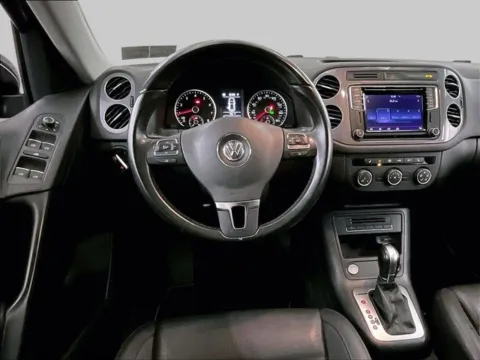 More photos of 2016 Volkswagen Tiguan SE at Bob Ruth Ford Dillsburg, PA