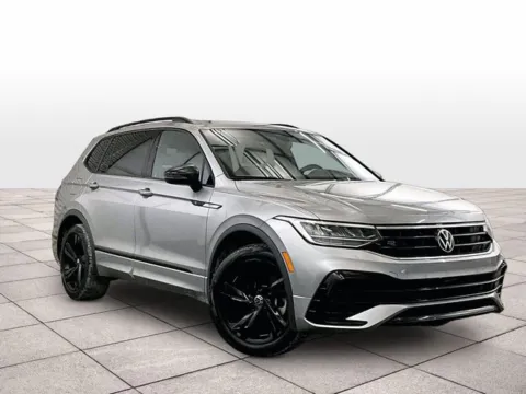 Photos of 2024 Volkswagen Tiguan 2.0T SE R-Line Black for sale in Dillsburg, PA at Bob Ruth Ford Dillsburg
