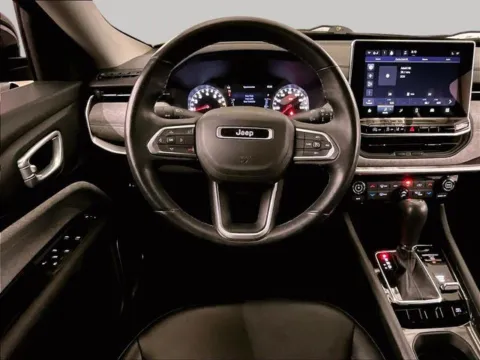 More photos of 2022 Jeep Compass Latitude at Bob Ruth Ford Dillsburg, PA